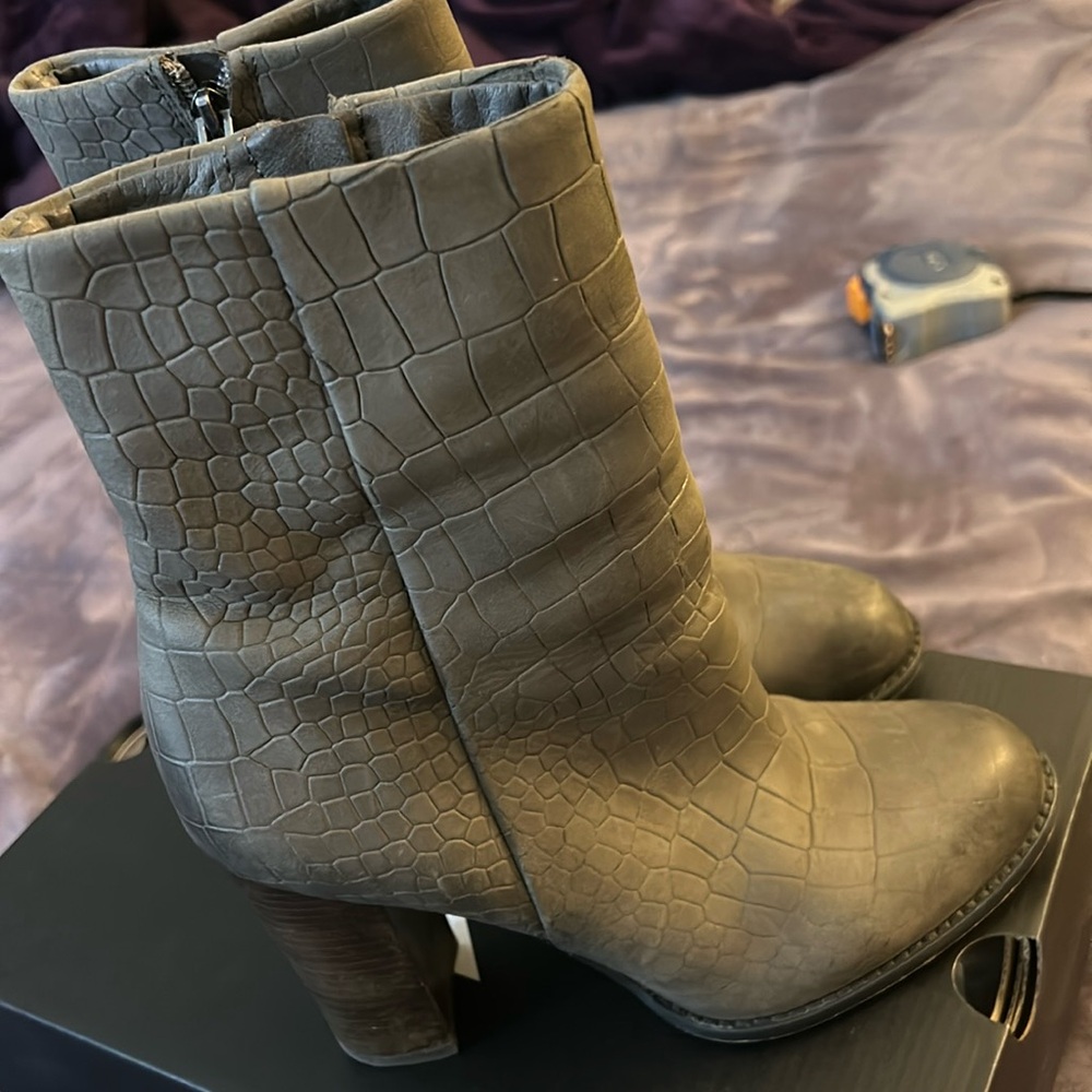 Sam Edelman booties